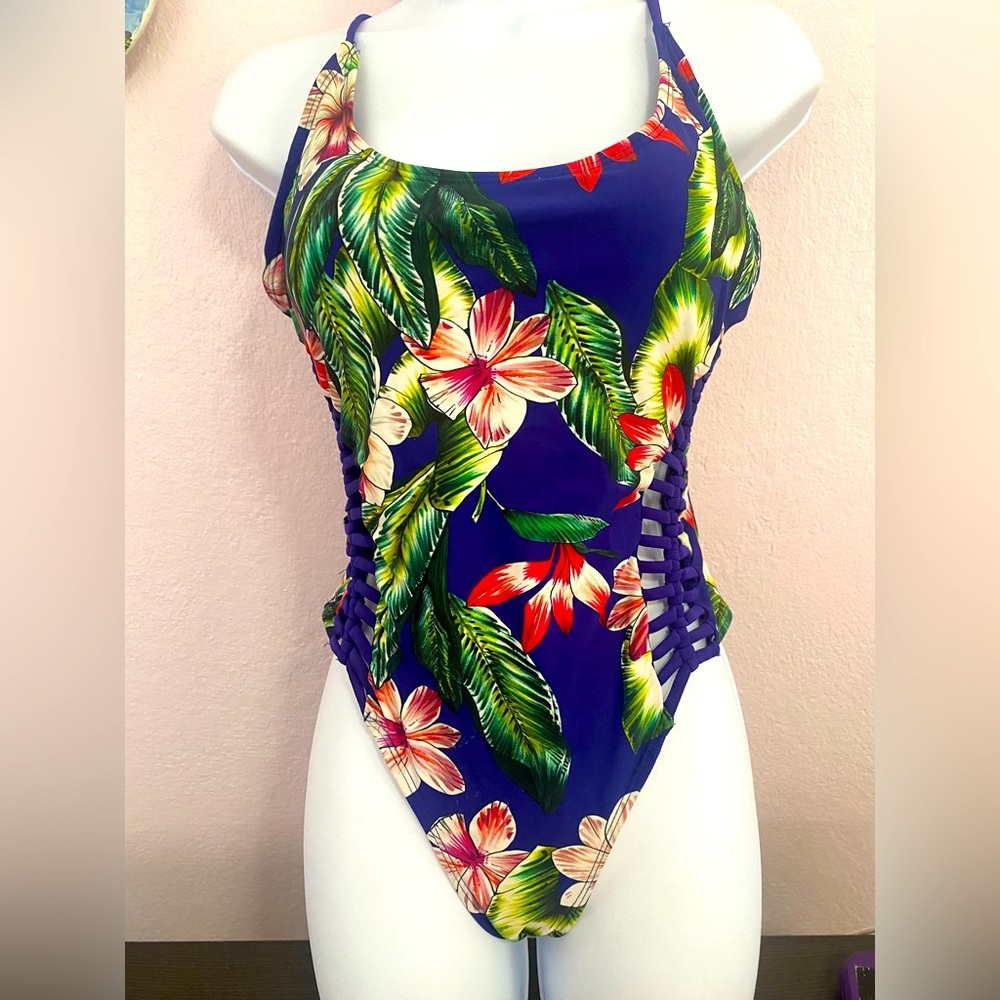 Bathing suit /one piece /tropical colors/ X-Large/ like new